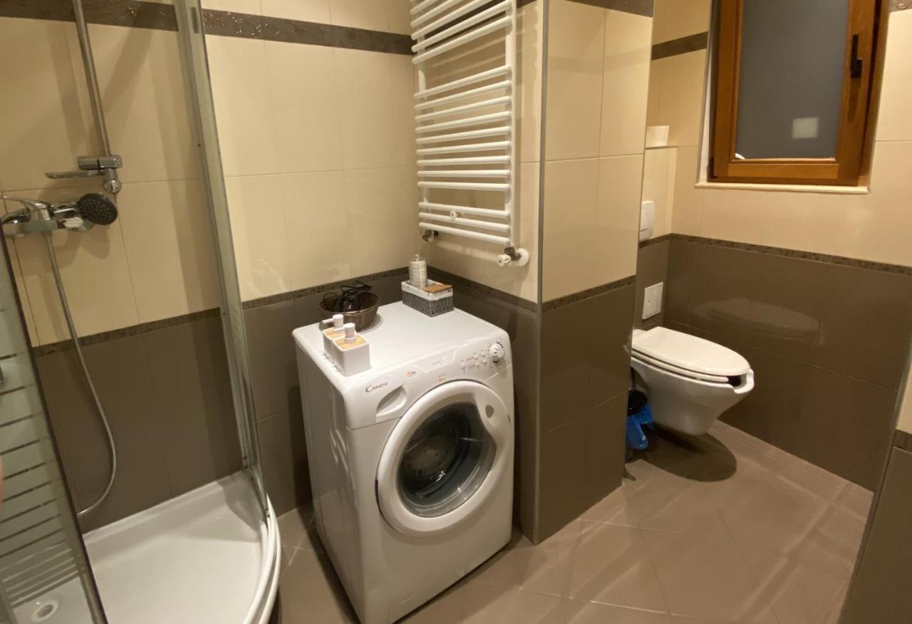 Ferienwohnung Apartament Piata Victoriei Timişoara Exterior foto